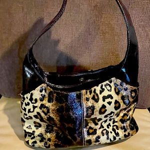 Shot strap purse/brown-black leopard print